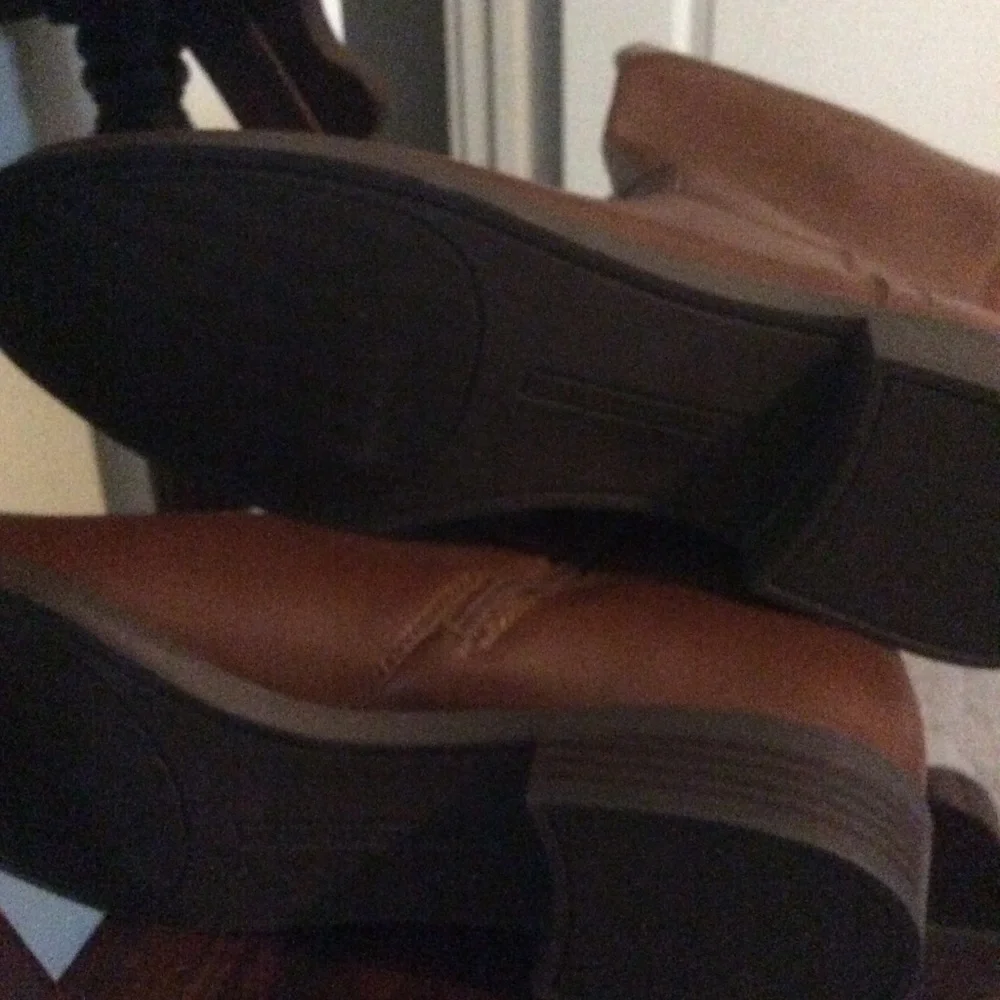 Ladies Boots - Picture 3 of 4